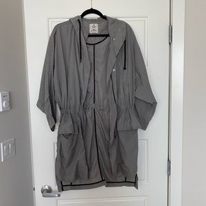 URBAN OUTFITTERS COAT IN SIZE XS
